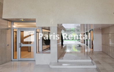  - 
    COURBEVOIE
  Courbevoie, COURBEVOIE 92400
