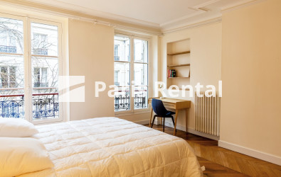  - 
    7ème arrondissement
  Gros Caillou, Paris 75007
