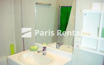Salle de bains - 
    2ème arrondissement
  Paris 75002
