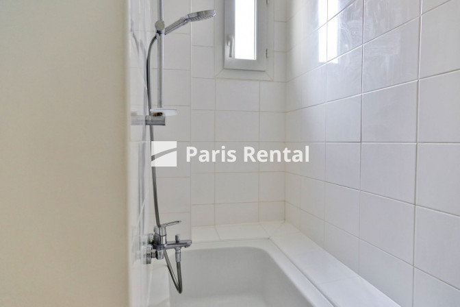 Salle de bains - 
    15ème arrondissement
  Grenelle, Paris 75015
