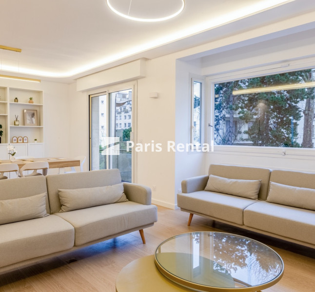  - 
    Neuilly sur Seine
  Neuilly-sur-Seine, Neuilly sur Seine 92200
