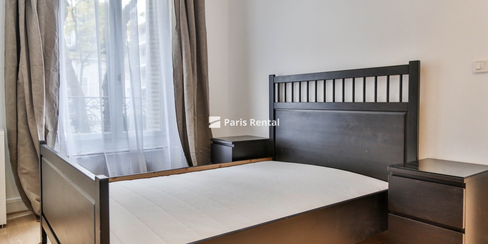 Chambre 1 - 
    NEUILLY SUR SEINE
  Neuilly-sur-Seine, NEUILLY SUR SEINE 92200
