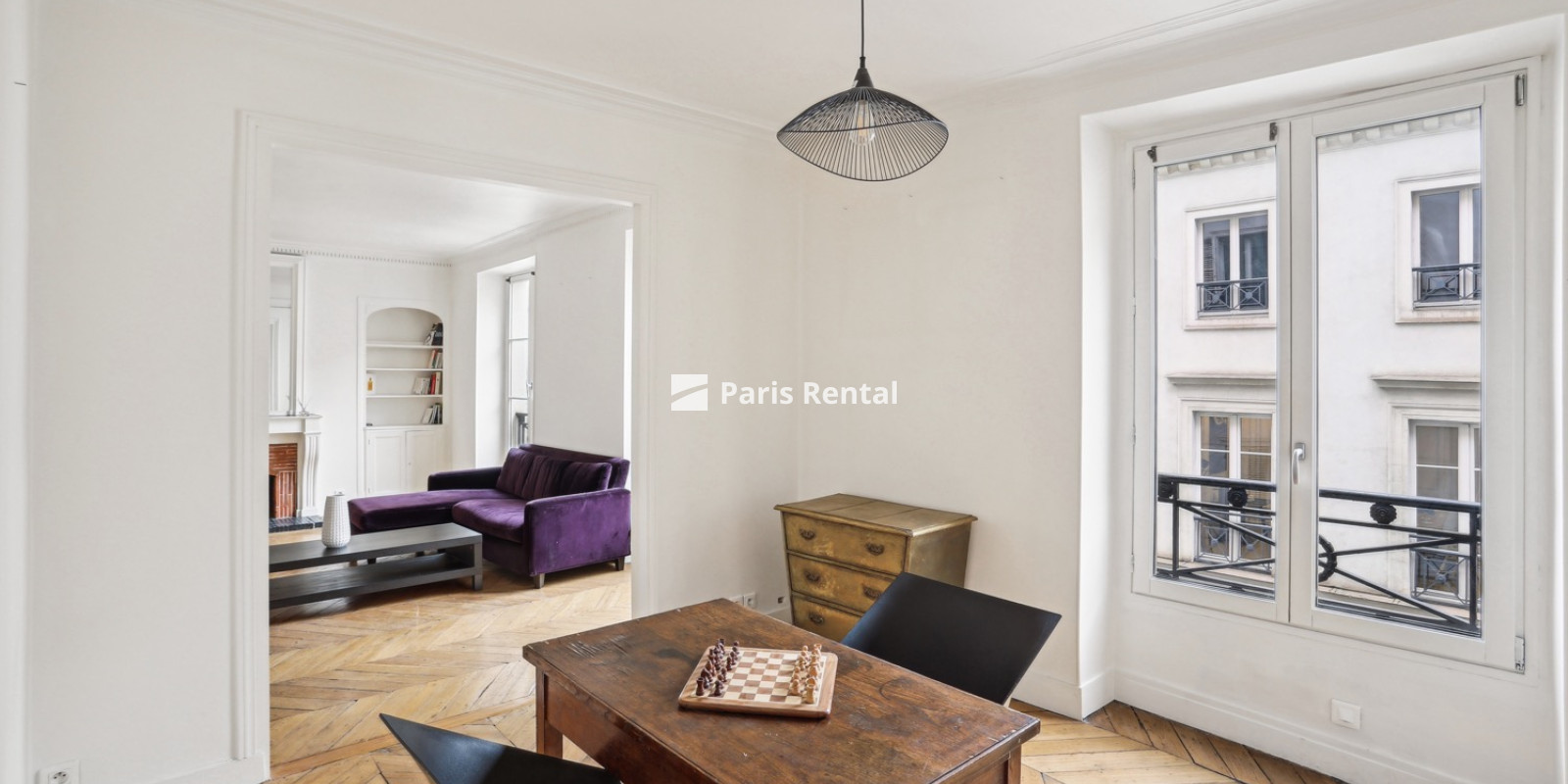  - 
    8ème arrondissement
  Champs-Elysées, Paris 75008
