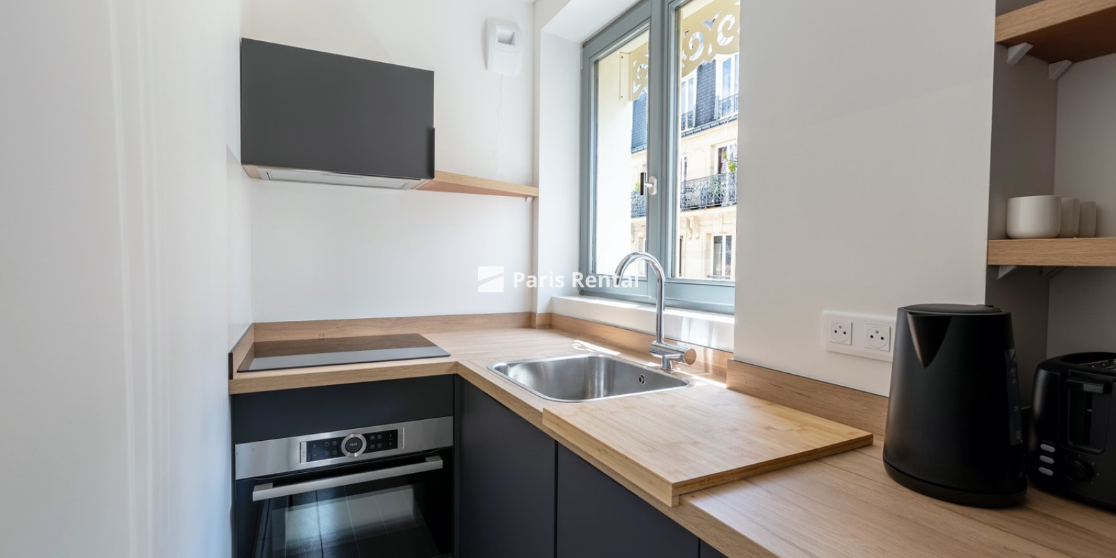  - 
    18ème arrondissement
  Montmartre, Paris 75018
