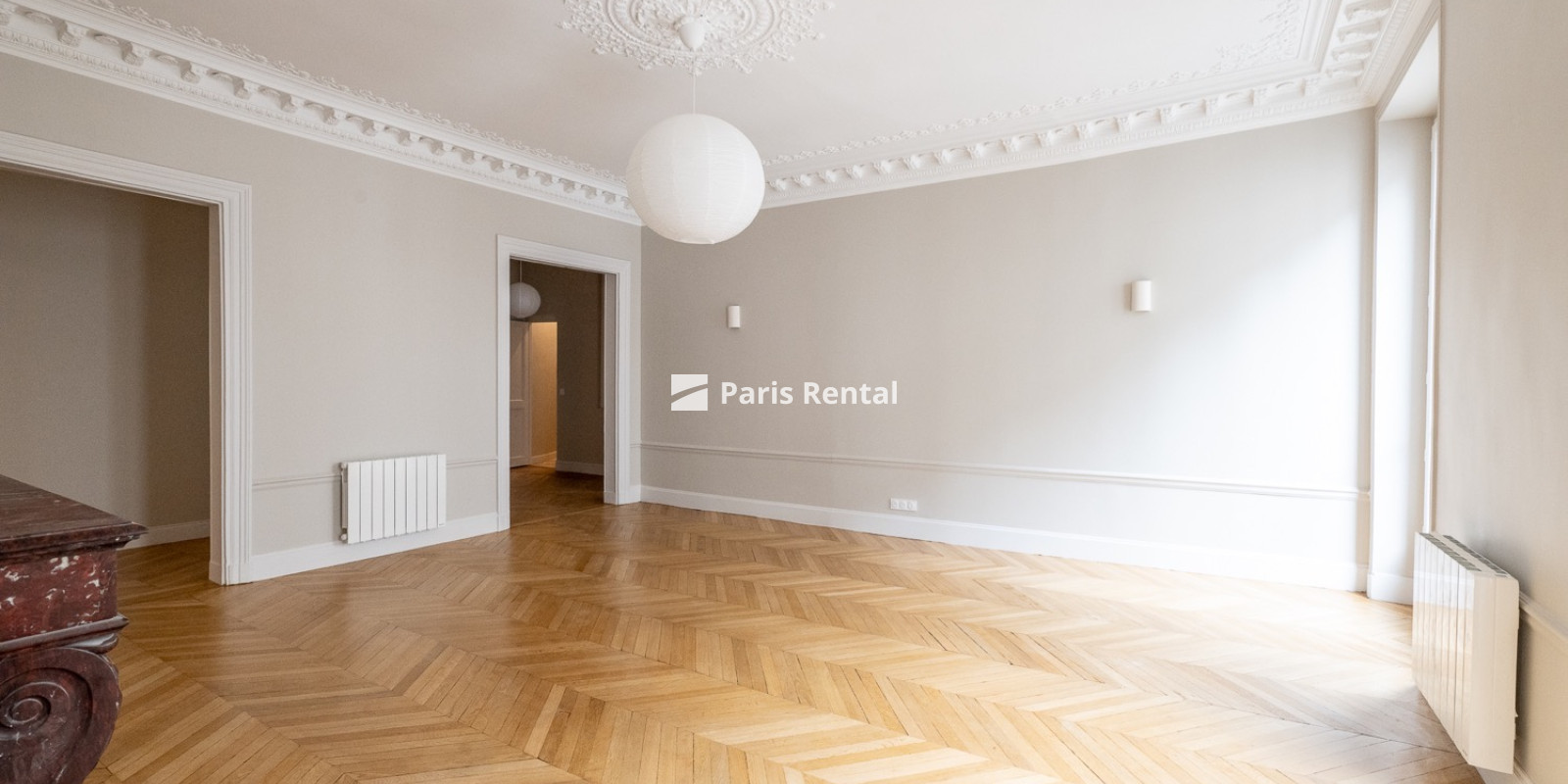  - 
    8ème arrondissement
  Saint Lazare, Paris 75008
