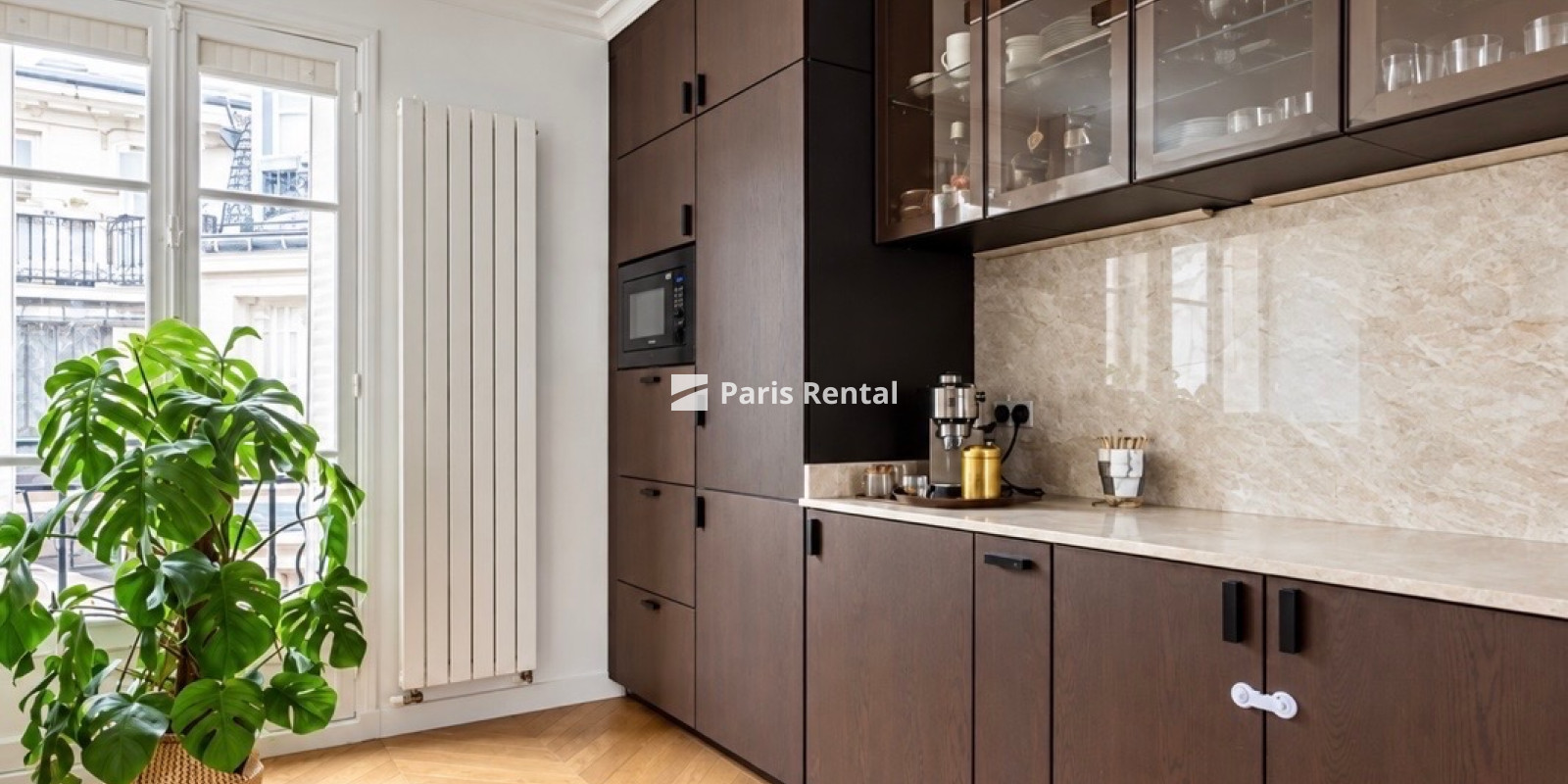  - 
    16ème arrondissement
  Passy - La Muette, Paris 75016
