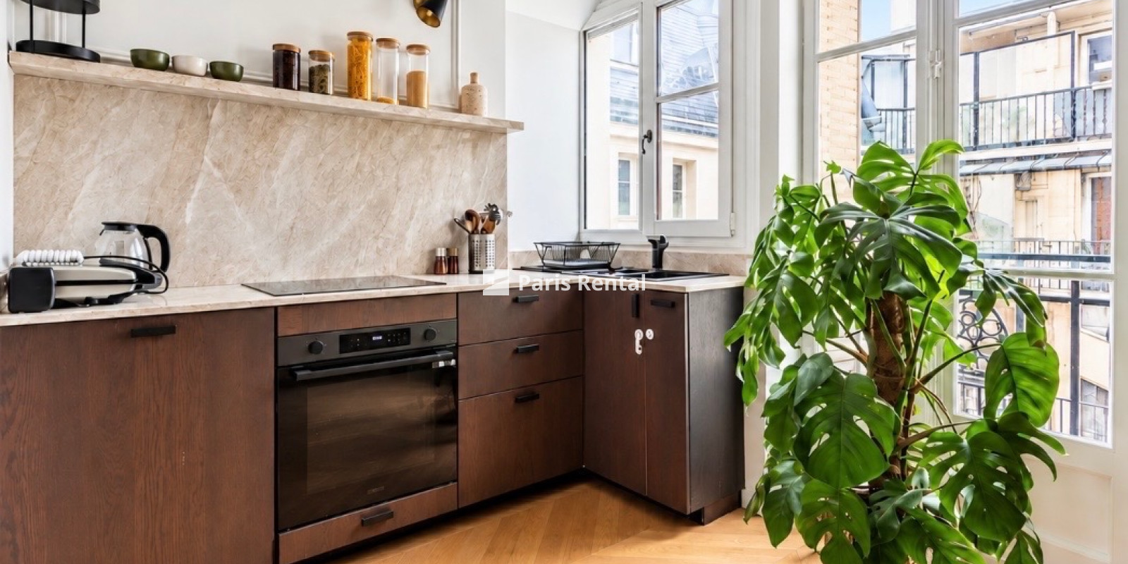  - 
    16ème arrondissement
  Passy - La Muette, Paris 75016
